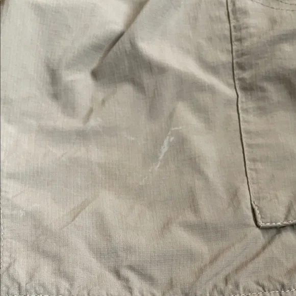 Columbia Men’s 30x34 convertible hiking pants - Picture 9 of 11